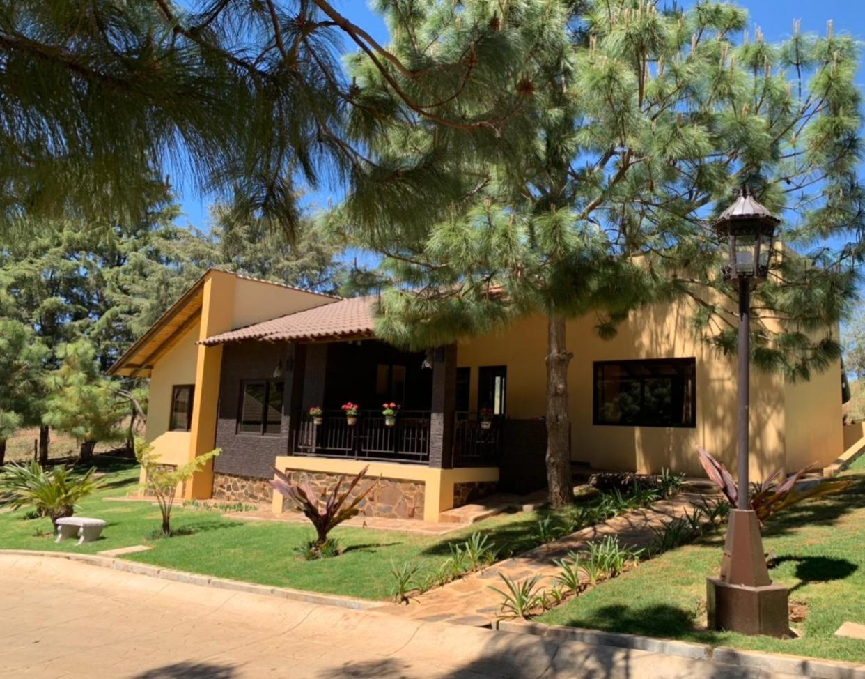 Chalet No.2 Puerta Del Bosque Mazamitla.