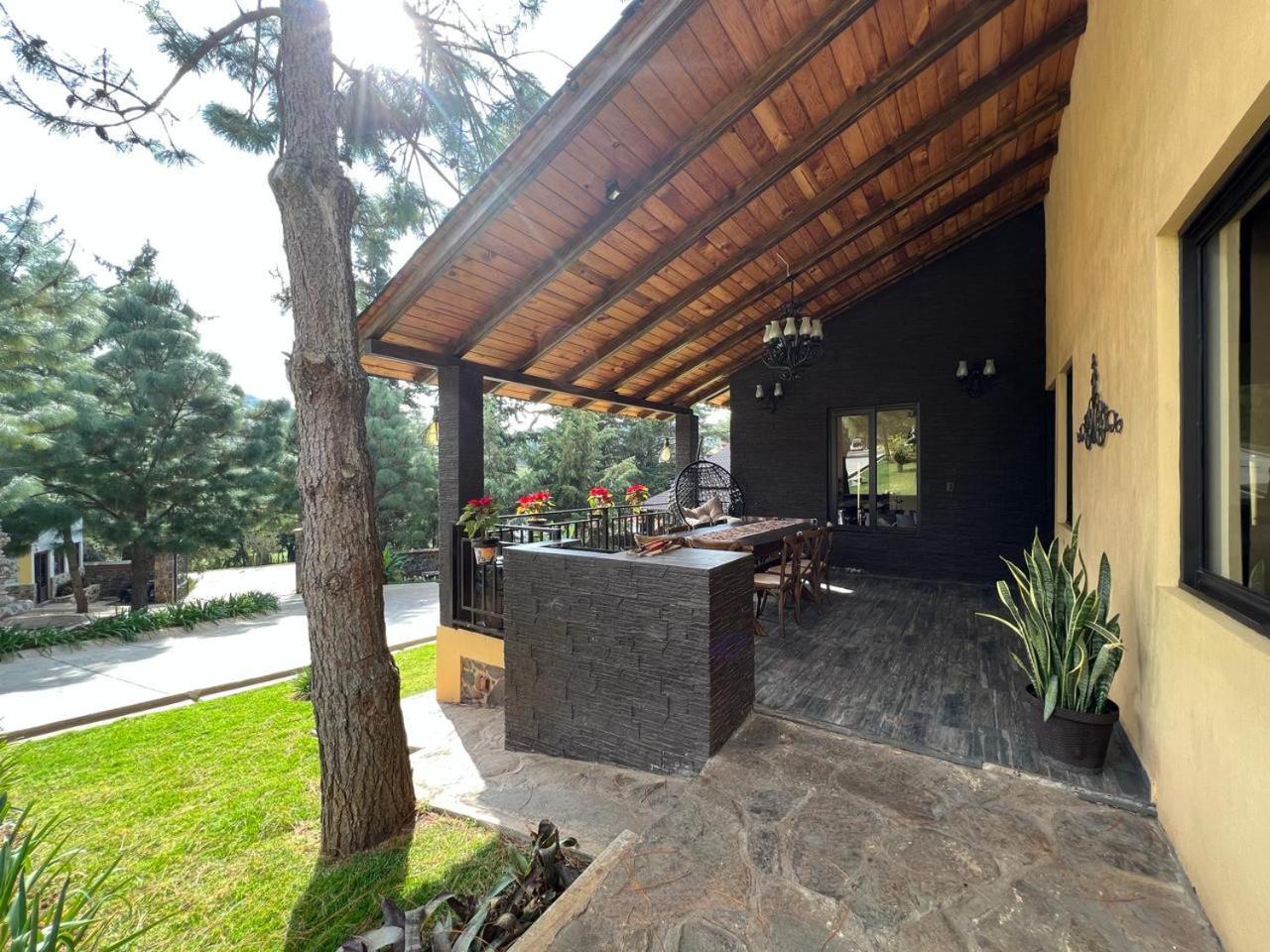 No.2 Puerta Del Bosque Mazamitla. Chalet